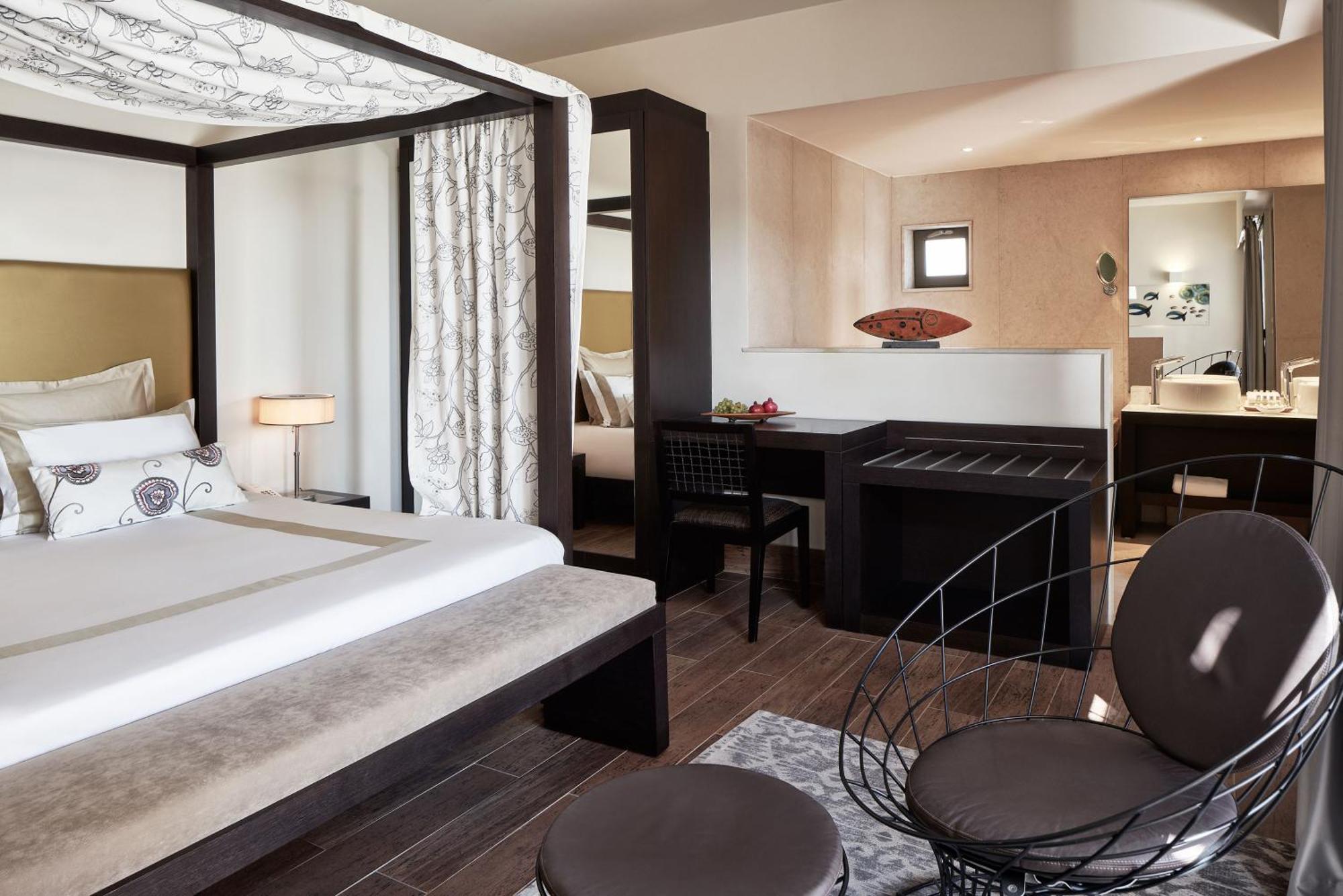 Aquagrand Exclusive Deluxe Resort Lindos - Adults Only Buitenkant foto